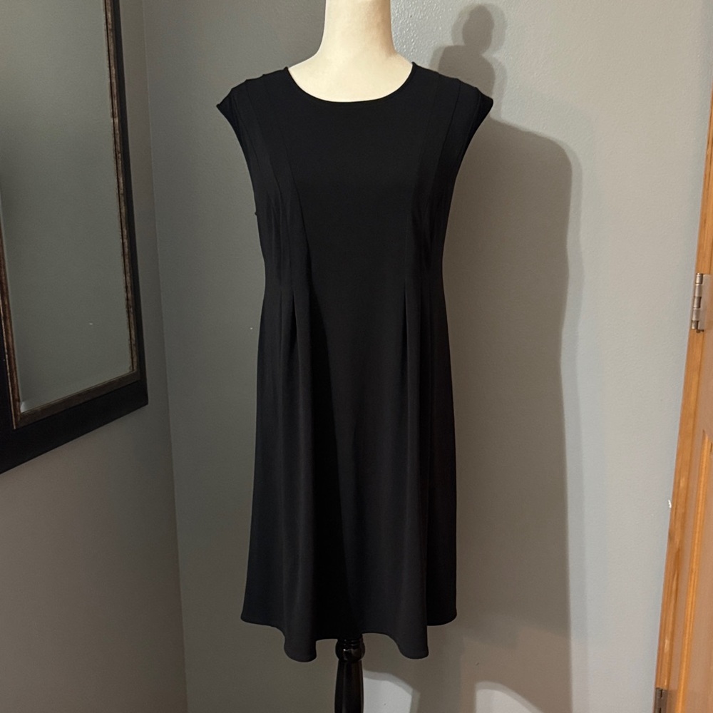 Liz Lange Black Maternity Dress
